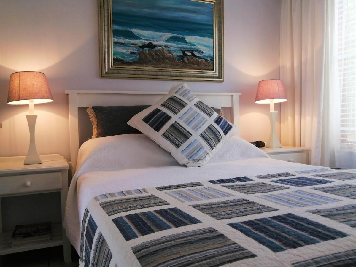 Amzee Bokmakierie Guest House Dana Bay Zimmer foto